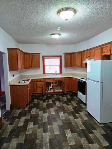 404 Cass Street, Adair, IA 50002