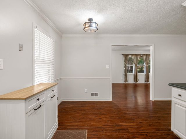 36 Annandale Drive, Boiling Springs, SC 29316