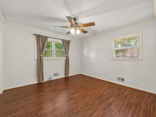 36 Annandale Drive, Boiling Springs, SC 29316