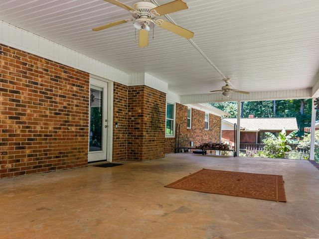 36 Annandale Drive, Boiling Springs, SC 29316