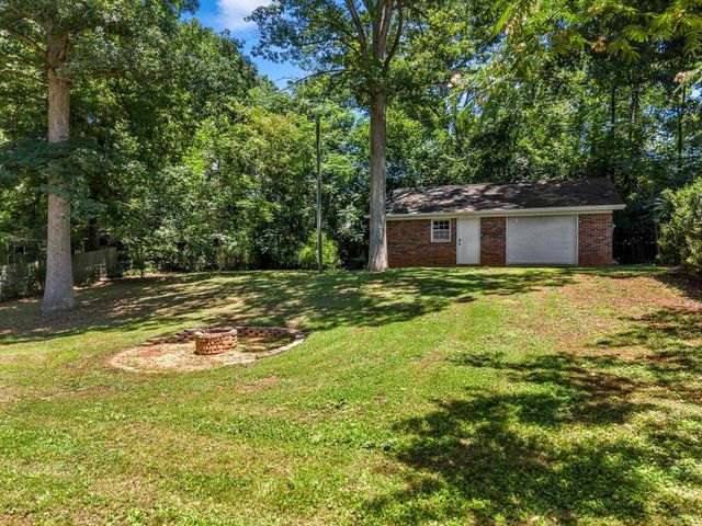 36 Annandale Drive, Boiling Springs, SC 29316