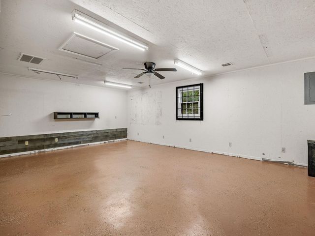 36 Annandale Drive, Boiling Springs, SC 29316