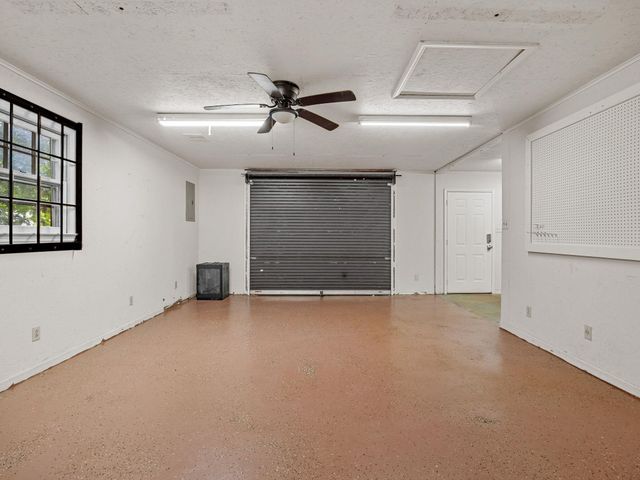 36 Annandale Drive, Boiling Springs, SC 29316