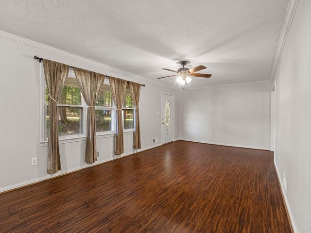 36 Annandale Drive, Boiling Springs, SC 29316