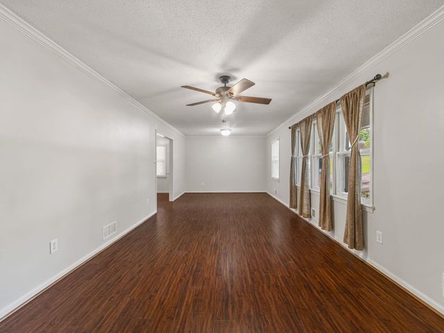 36 Annandale Drive, Boiling Springs, SC 29316