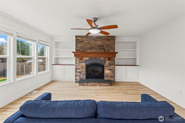 24314 237th Way SE, Maple Valley, WA 98038