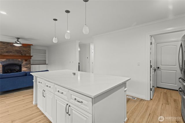 24314 237th Way SE, Maple Valley, WA 98038