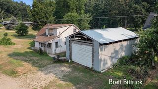 37011 Wahimund Avenue, Paw Paw, MI 49079