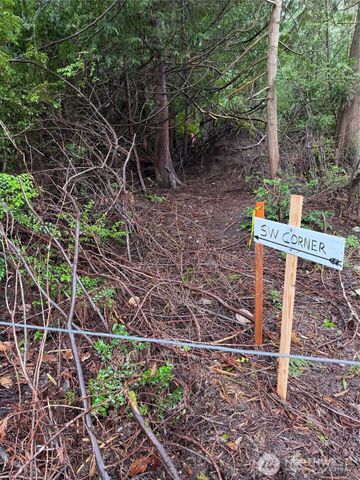 17680 Hallman Road NW, Poulsbo, WA 98370