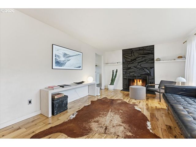 11505 Se FLAVEL St, Portland, OR 97266