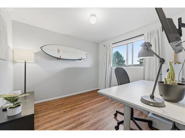 11505 Se FLAVEL St, Portland, OR 97266