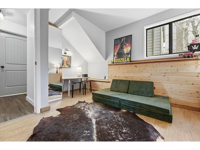 11505 Se FLAVEL St, Portland, OR 97266