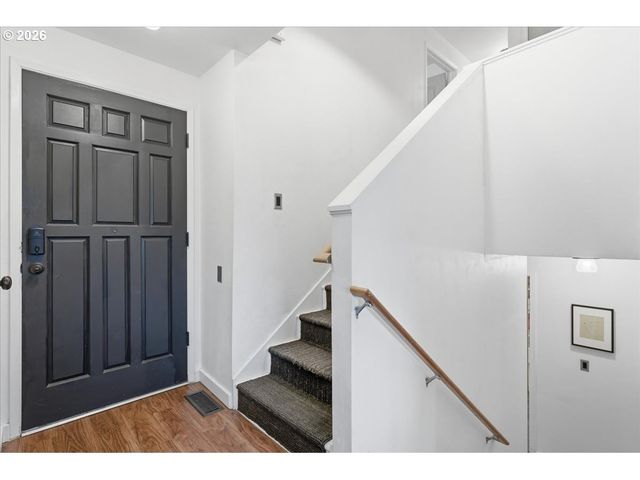 11505 Se FLAVEL St, Portland, OR 97266