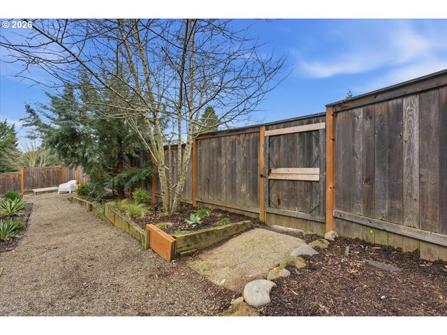 11505 Se FLAVEL St, Portland, OR 97266