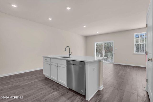 66 Mantoloking Drive, Jackson, NJ 08527