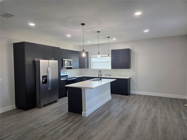 2300 PARROT STREET, North Port, FL 34286