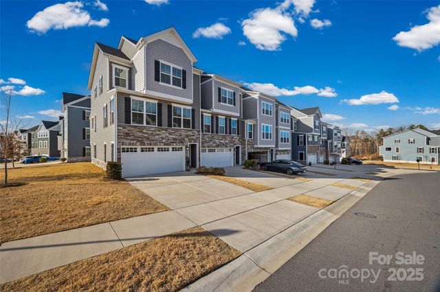 2005 Dornoch Road, Tega Cay, SC 29708