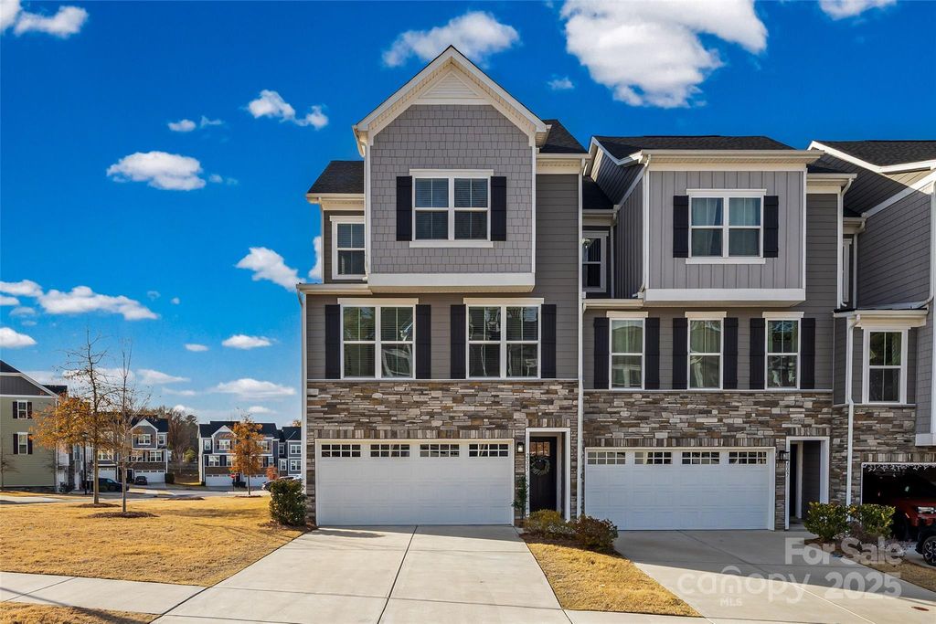 2005 Dornoch Road, Tega Cay, SC 29708