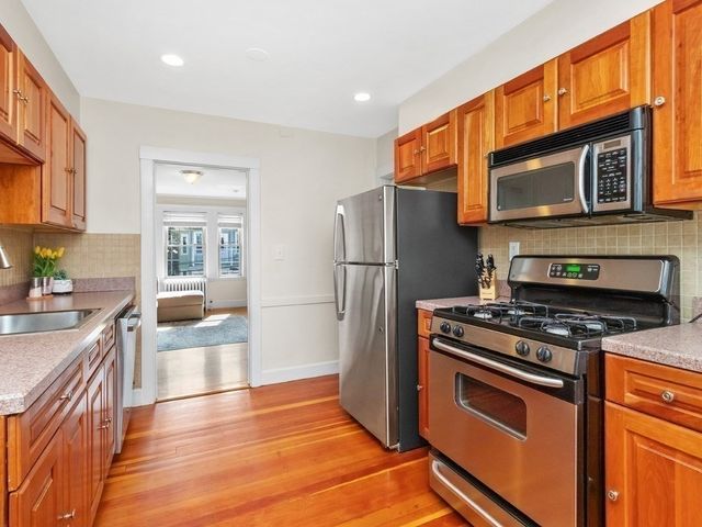 17 Hastings St 4, Boston, MA 02132