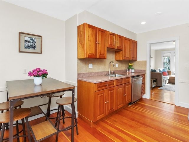 17 Hastings St 4, Boston, MA 02132