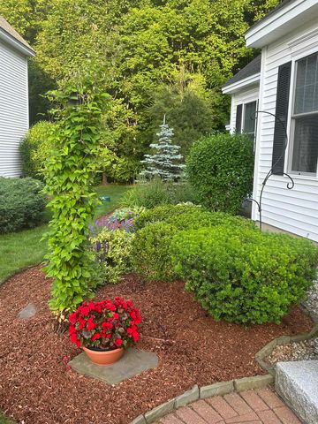 32 Peacock Brook Lane, Amherst, NH 03031