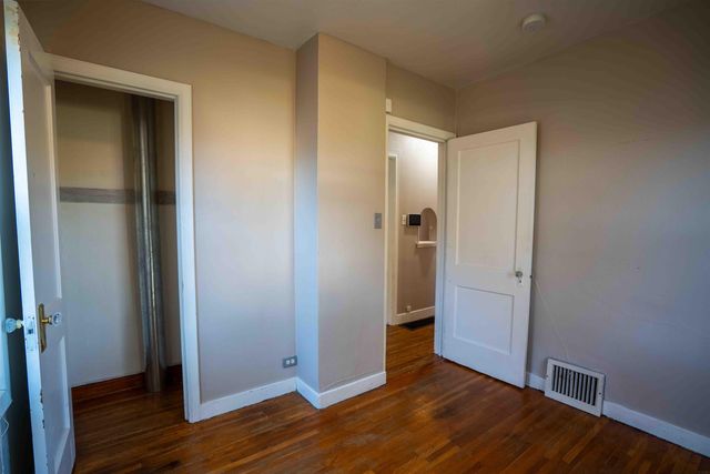 1811 Forest Avenue, Waterloo, IA 50702