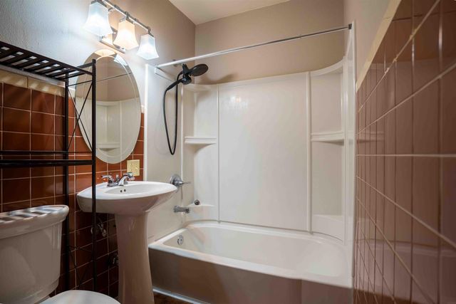 1811 Forest Avenue, Waterloo, IA 50702