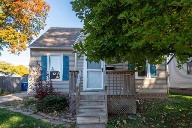 1811 Forest Avenue, Waterloo, IA 50702