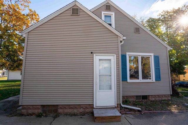 1811 Forest Avenue, Waterloo, IA 50702