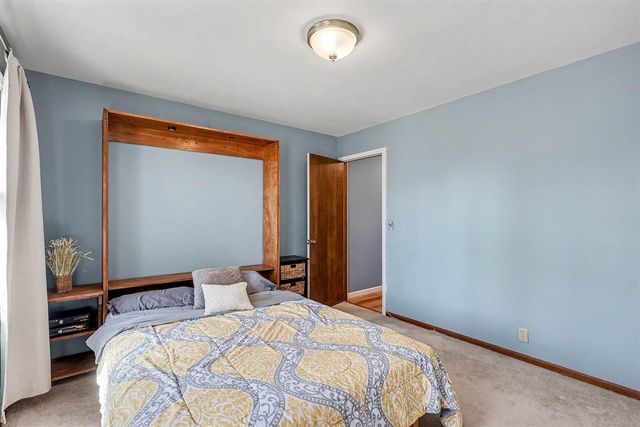 1437 Brookwood Drive, Norton Shores, MI 49441