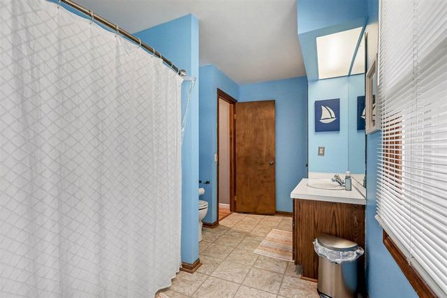 1437 Brookwood Drive, Norton Shores, MI 49441