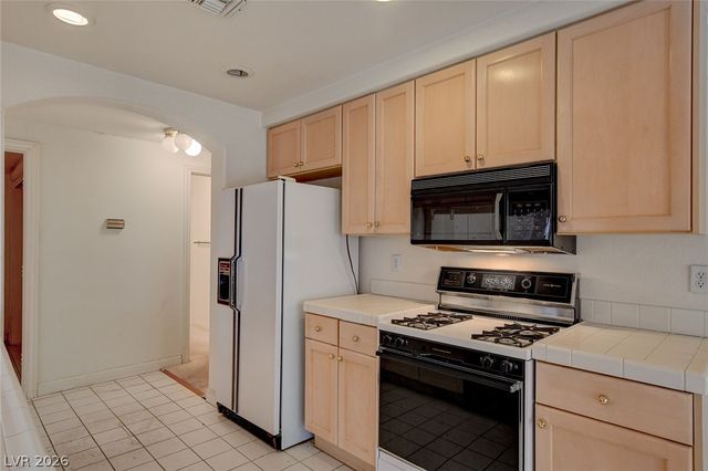 7637 Valley Green Drive 101, Las Vegas, NV 89149