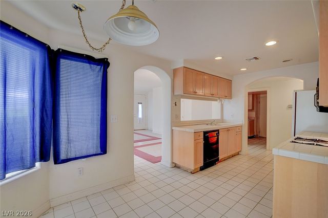 7637 Valley Green Drive 101, Las Vegas, NV 89149