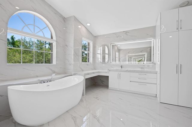 9559 Barletta Winds Point, Delray Beach, FL 33446