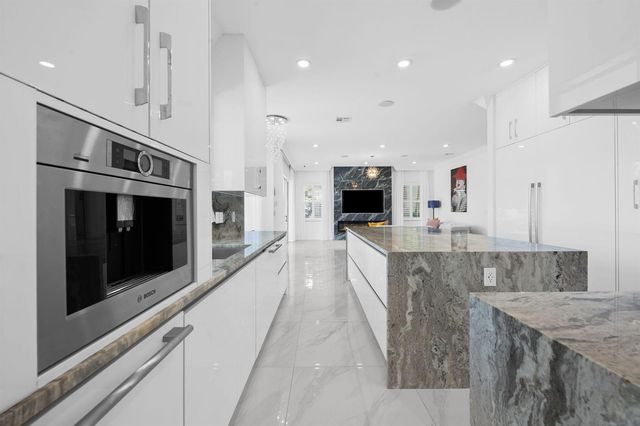 9559 Barletta Winds Point, Delray Beach, FL 33446