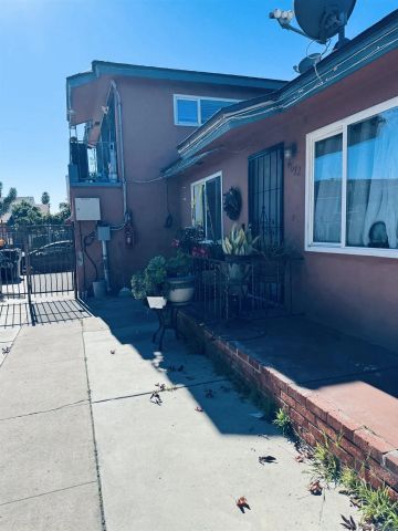 4670-76 Meade Ave, San Diego, CA 92115