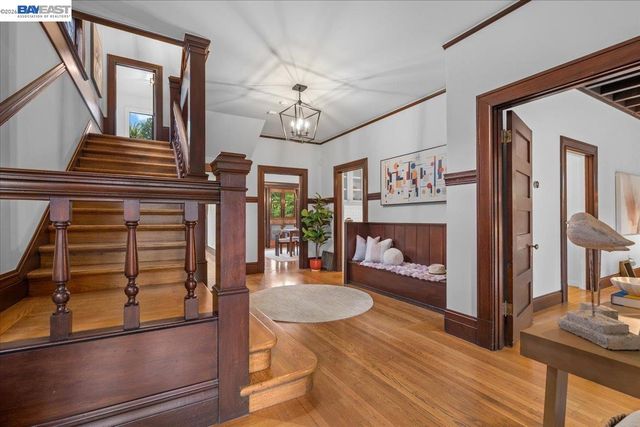 1612 San Antonio Ave, Alameda, CA 94501