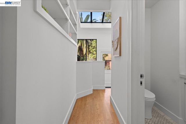 1612 San Antonio Ave, Alameda, CA 94501