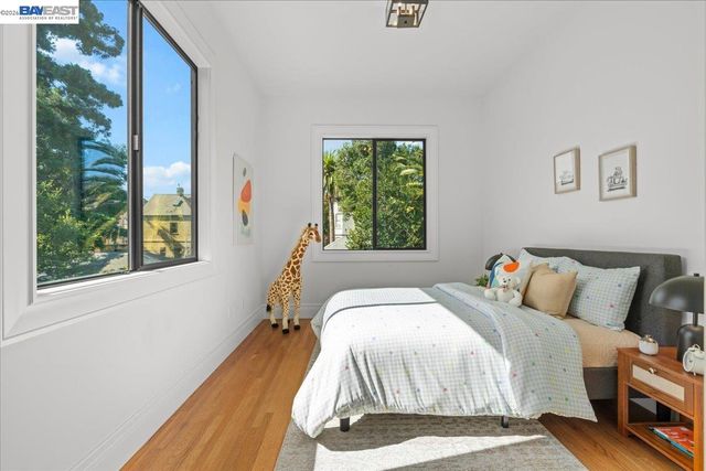 1612 San Antonio Ave, Alameda, CA 94501