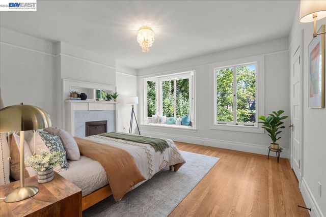 1612 San Antonio Ave, Alameda, CA 94501