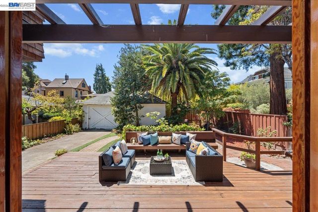 1612 San Antonio Ave, Alameda, CA 94501