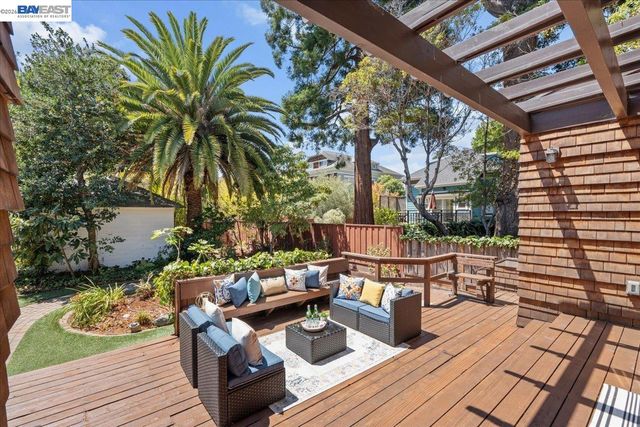 1612 San Antonio Ave, Alameda, CA 94501