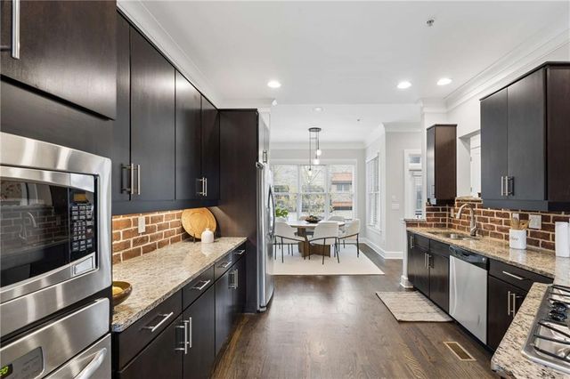 1199 Huff Road NW 110, Atlanta, GA 30318