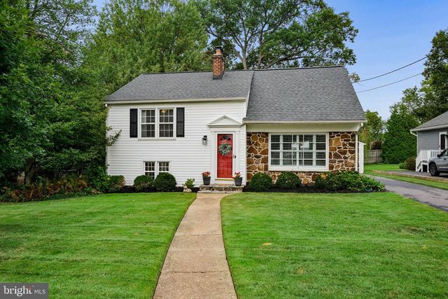2116 ARLONNE DR, Catonsville, MD 21228