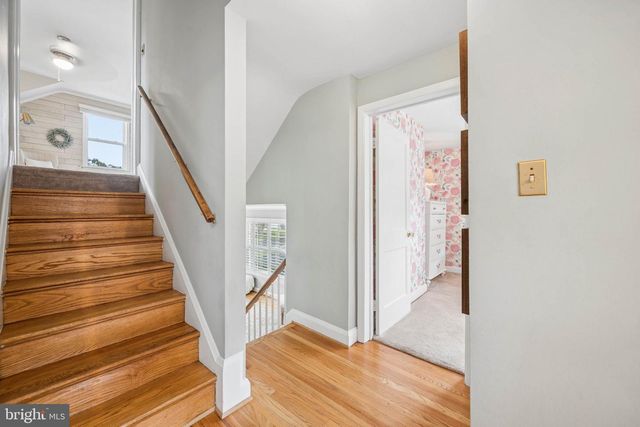 2116 ARLONNE DR, Catonsville, MD 21228