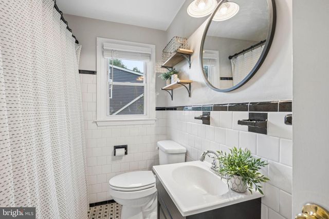 2116 ARLONNE DR, Catonsville, MD 21228