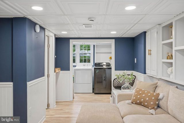 2116 ARLONNE DR, Catonsville, MD 21228