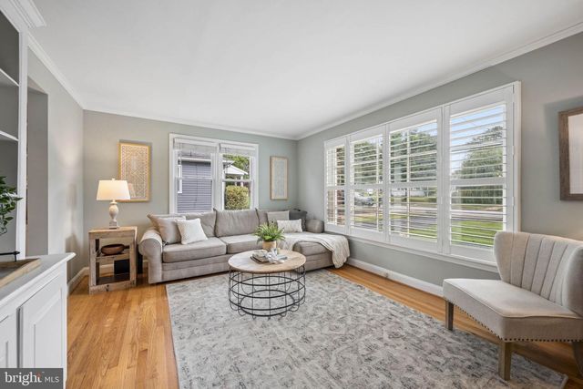 2116 ARLONNE DR, Catonsville, MD 21228