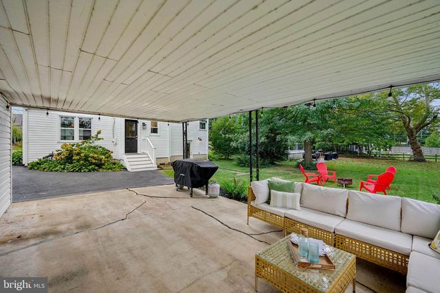 2116 ARLONNE DR, Catonsville, MD 21228