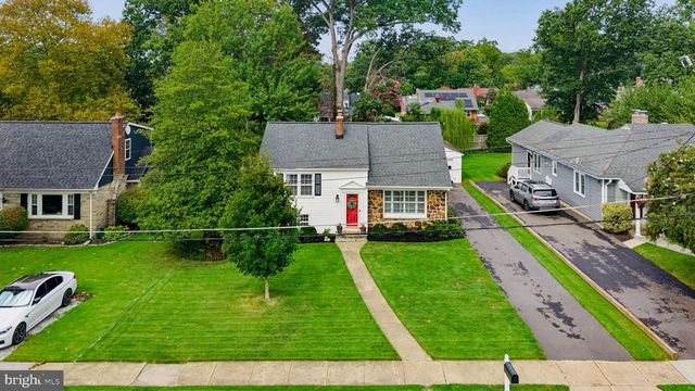 2116 ARLONNE DR, Catonsville, MD 21228